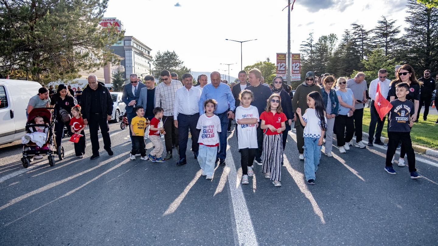 19 Mayıs Atatürk’ü Anma, Gençlik ve Spor Bayramı Gençlik Yürüyüşü
