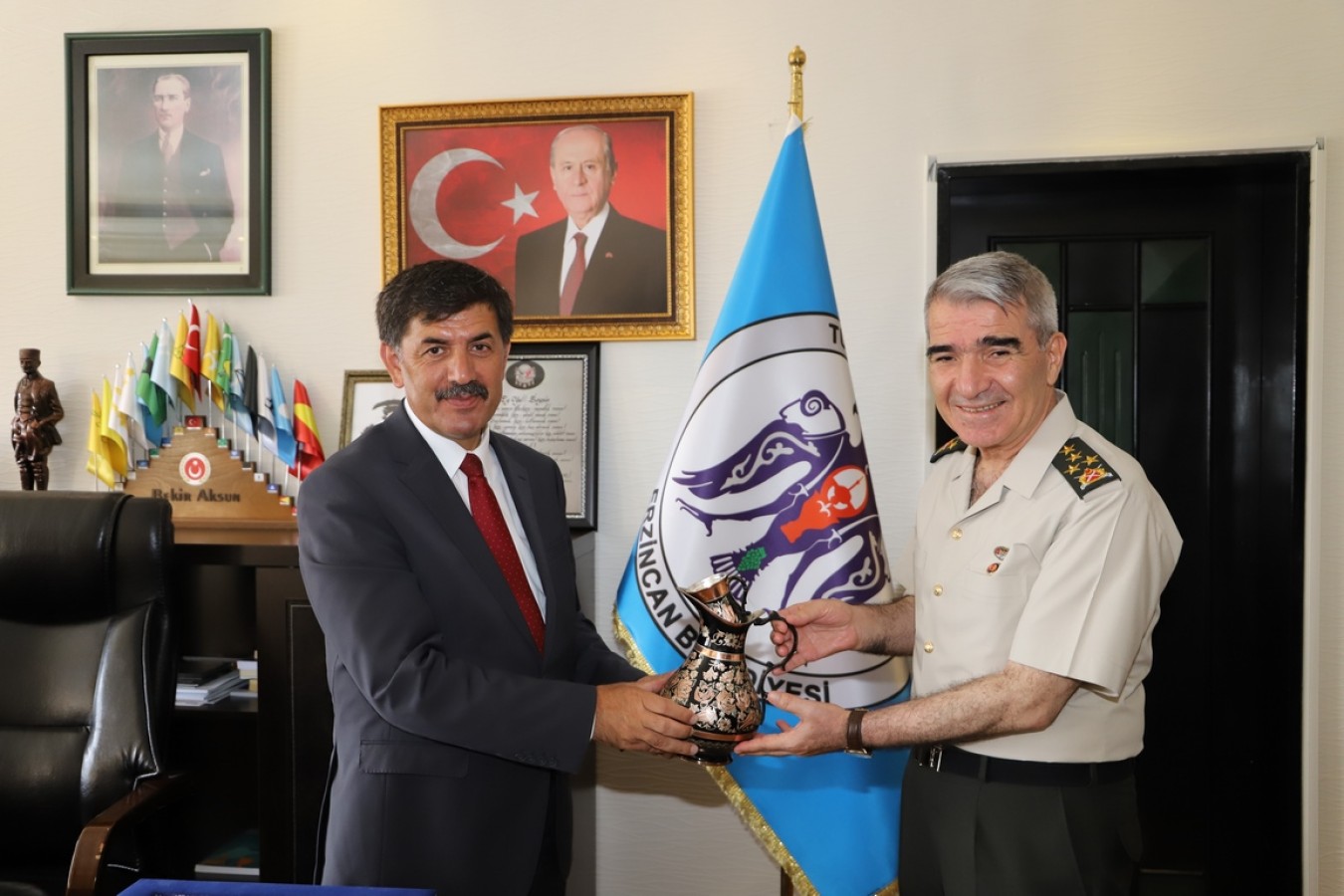 3. Ordu Komutanı Orgeneral İsmail Serdar Savaş Veda Ziyaretinde Bulundu