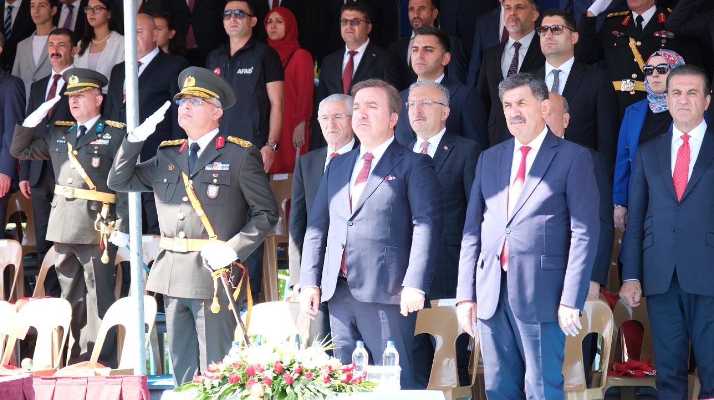 30 Ağustos Zafer Bayramı Erzincan’da büyük bir coşkuyla kutlandı.