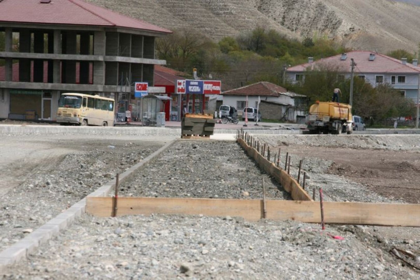 Araştırma Hastanesi Çevresi Yeniden Şekilleniyor