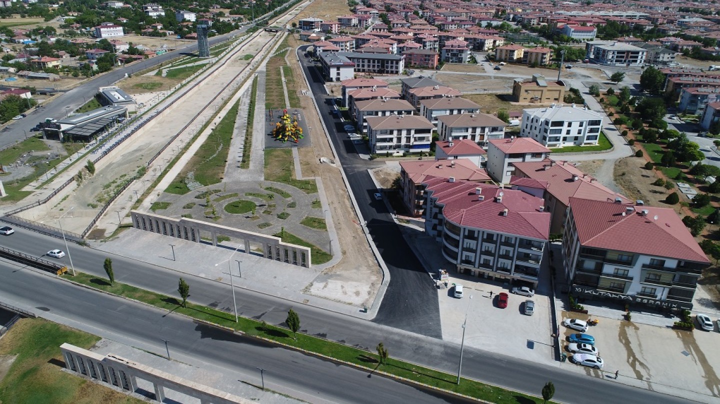Asfalt serim çalışmalarımız devam ediyor