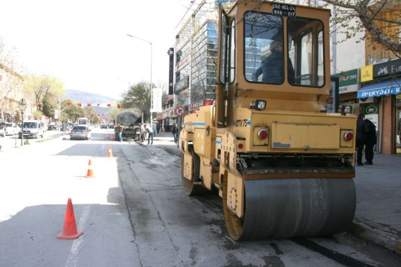 Asfalt Tamiratı Çalışmaları Başladı