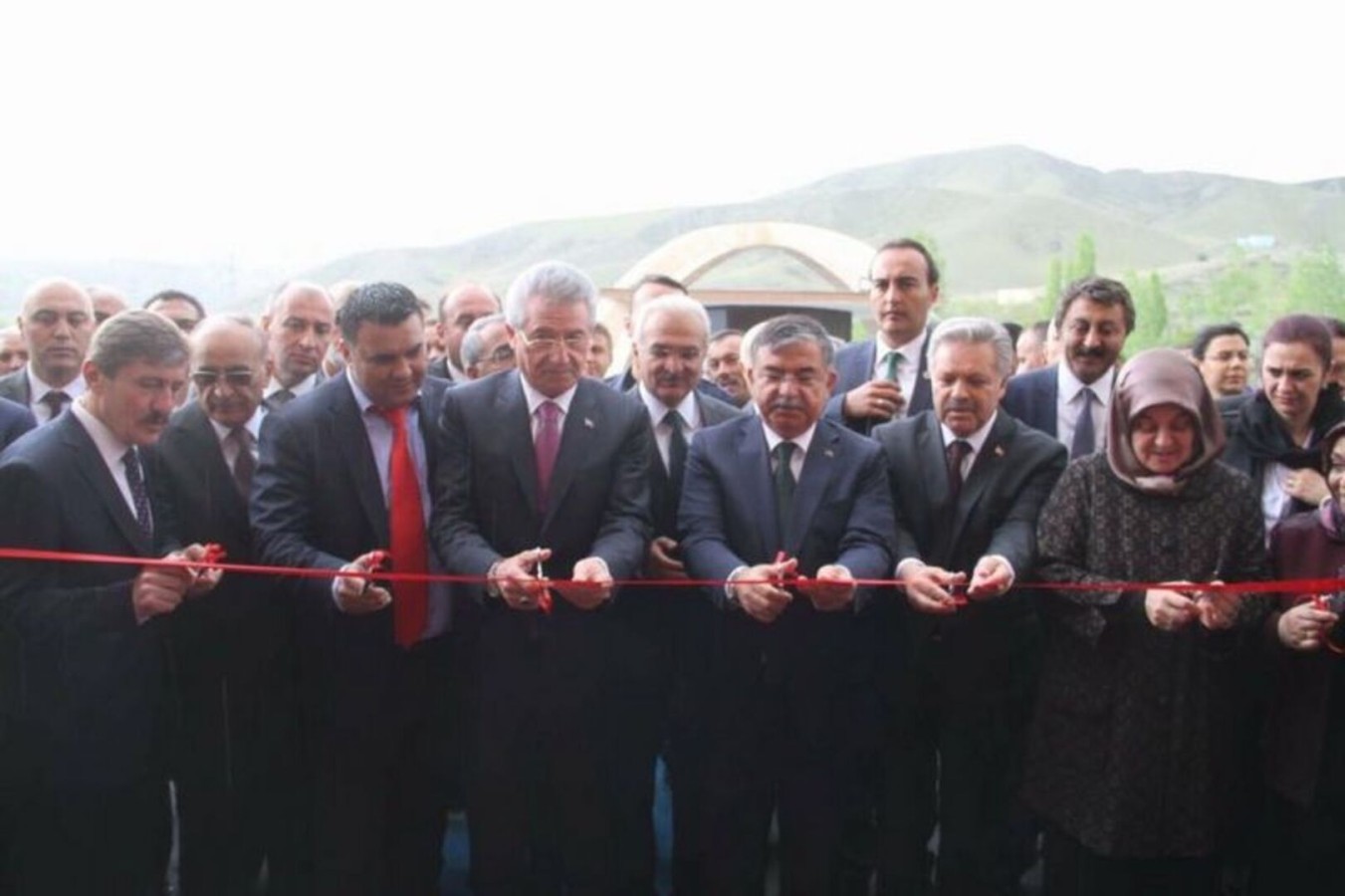 Bakan Yılmaz Erzincan'da