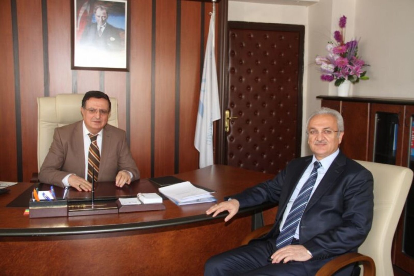 Başkan Başsoy SGK İl Müdürünü Makamında Ziyaret Etti