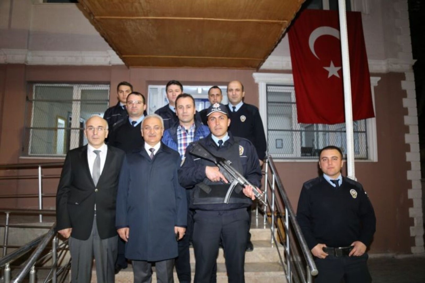 Başsoy: Millet Olarak Polisimizin Her Zaman Yanındayız