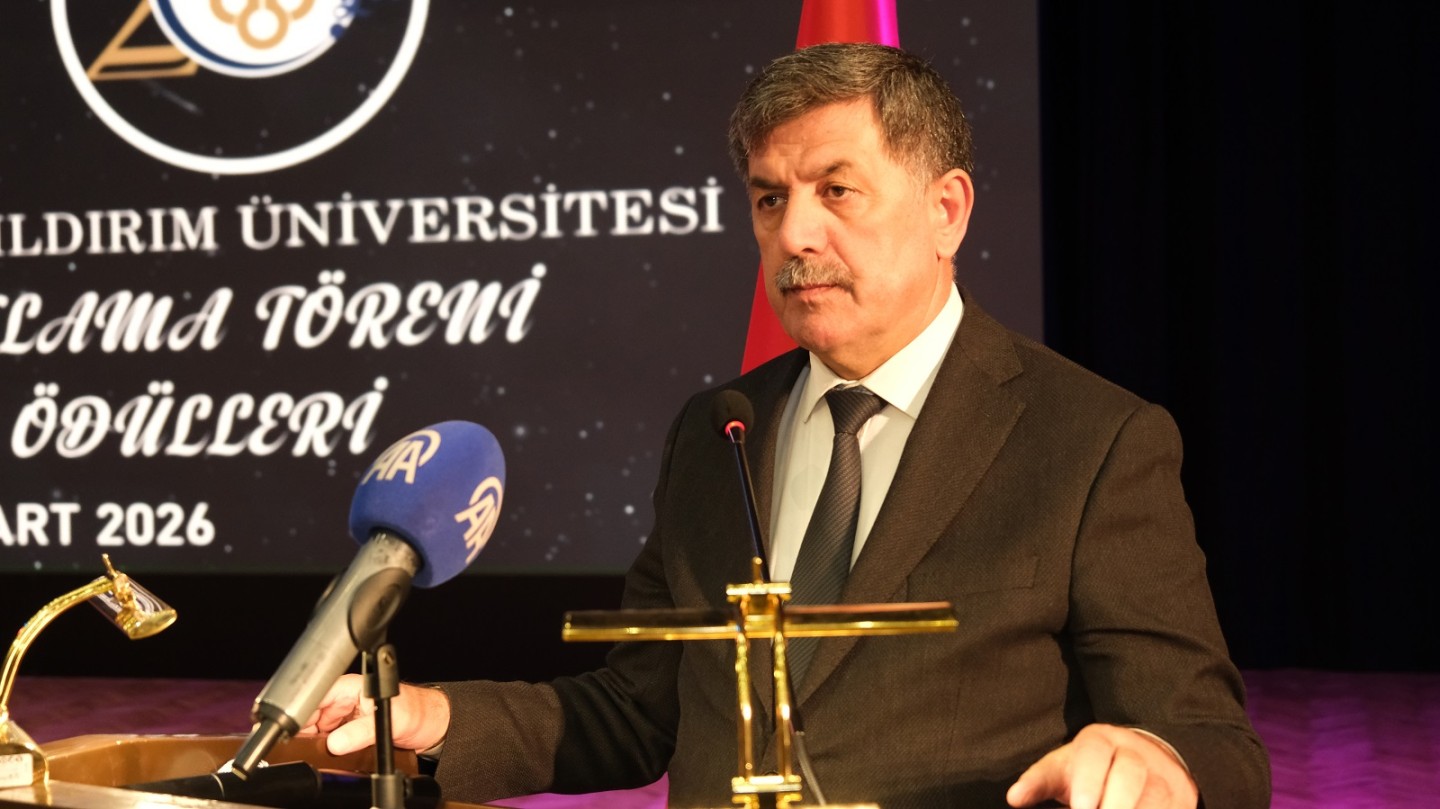 Belediye Başkanımız Bekir Aksun, EBYÜ’nün 20. Yıl Programına Katıldı