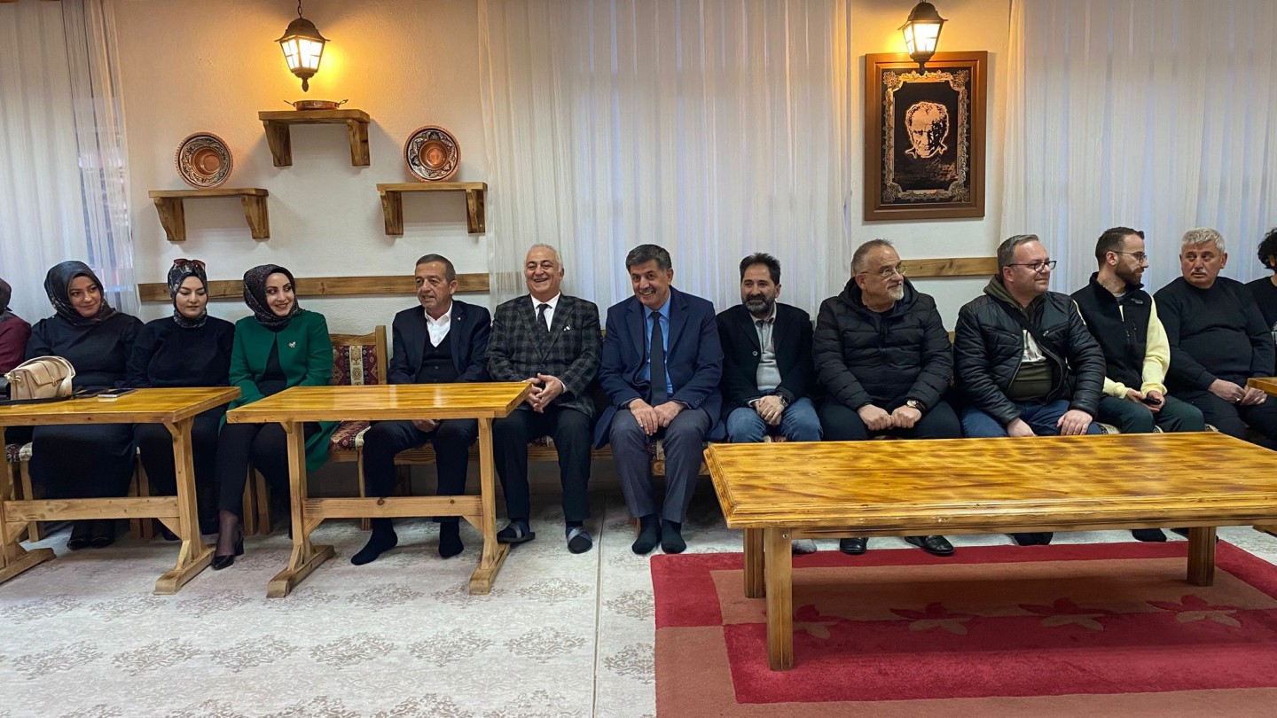 Belediye Başkanımız Bekir Aksun, iftar programında basın mensuplarıyla bir araya geldi