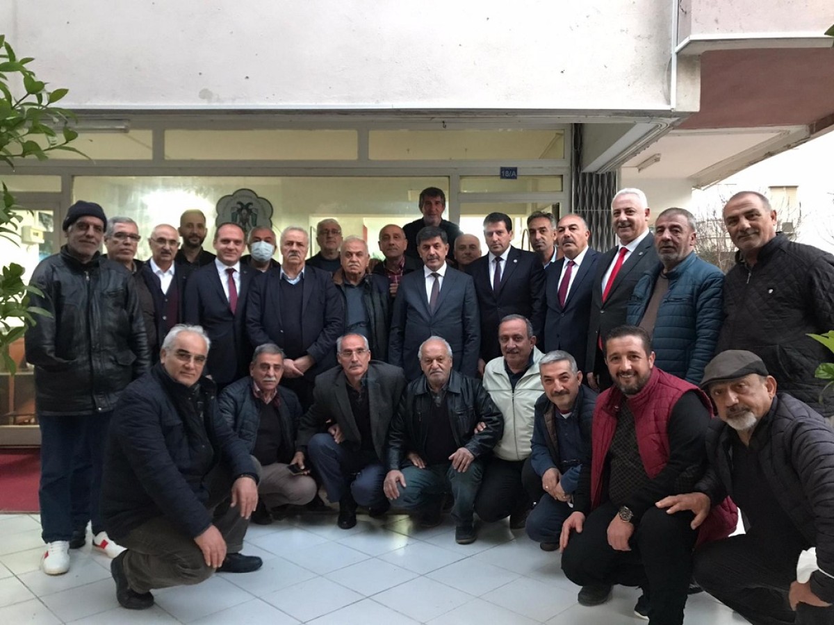 Belediye Başkanımız Sayın Bekir Aksun Antalya Erzincanlılar Derneği’ni ziyaret etti