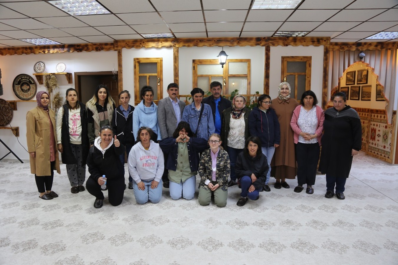 Belediye Başkanımız Sayın Bekir Aksun engelli öğrencilerle kahvaltıda buluştu