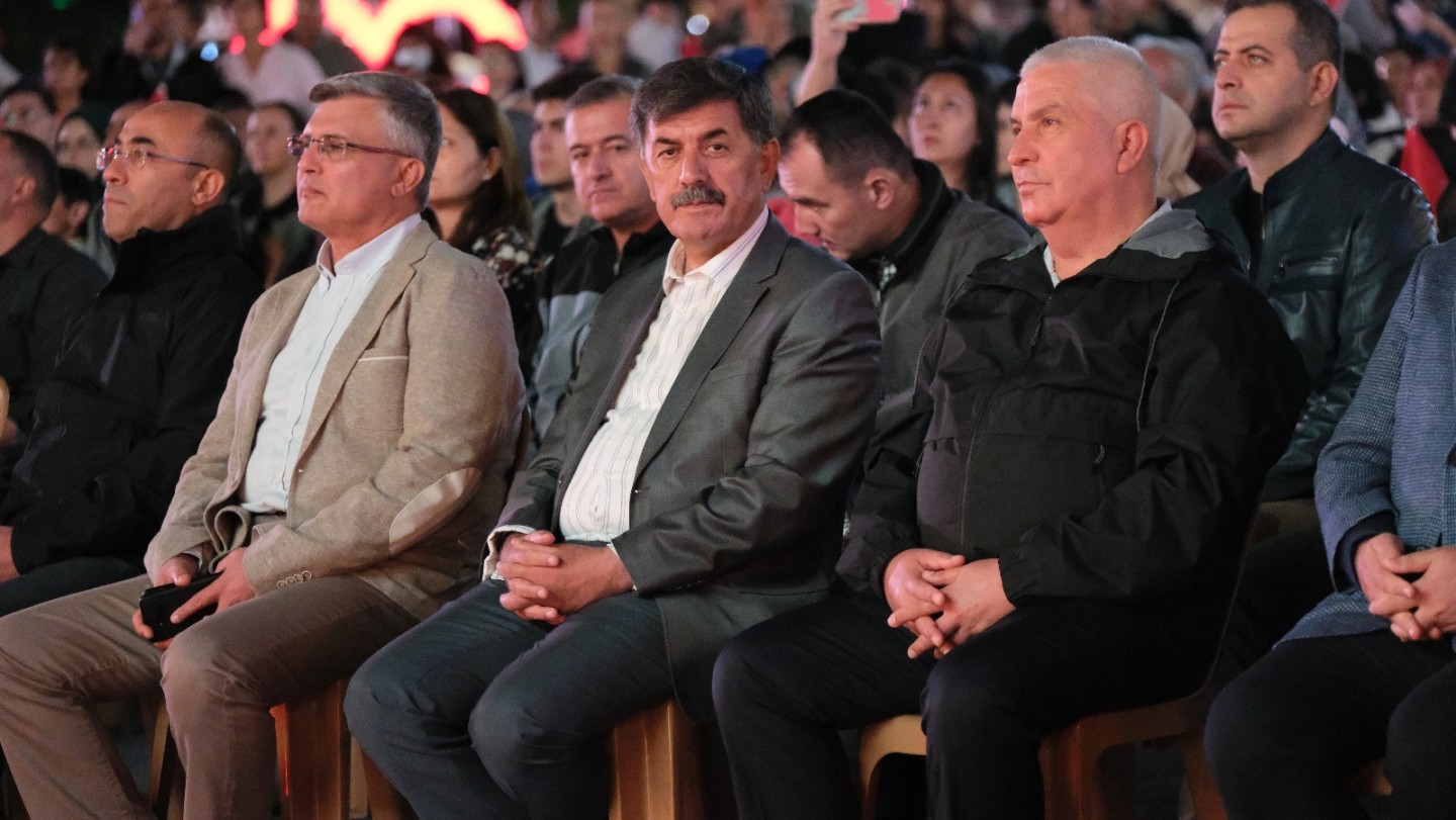 Belediye Başkanımız Sn. Bekir Aksun, Gaziler Günü Oratoryosuna katılım sağladı.