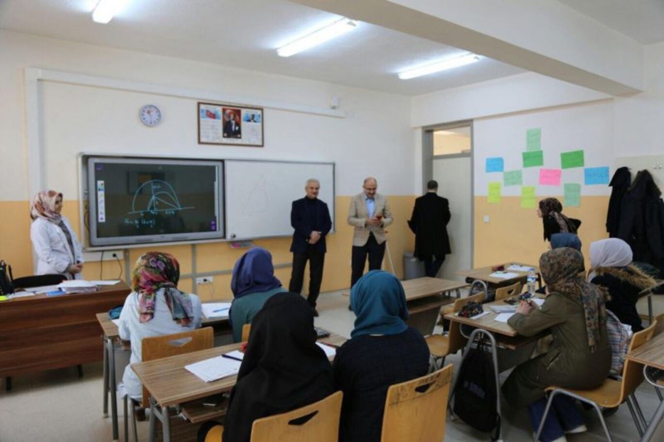 Belediye Başkanımız'dan Binali Yıldırım Kız Anadolu İmam Hatip Lisesi’ne Ziyaret
