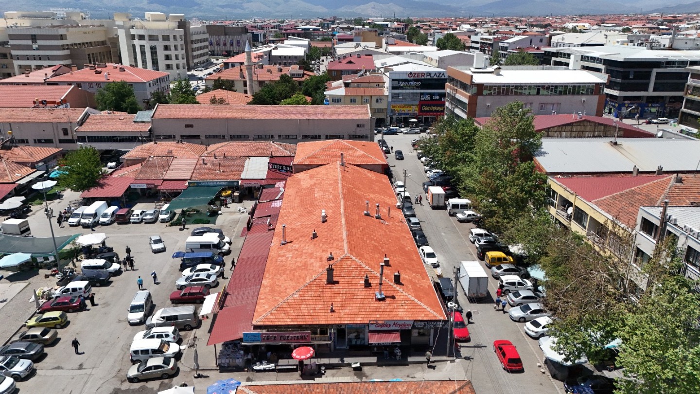 Buğday Meydanı’ndaki Çalışmalar Bir Haftada Tamamlandı