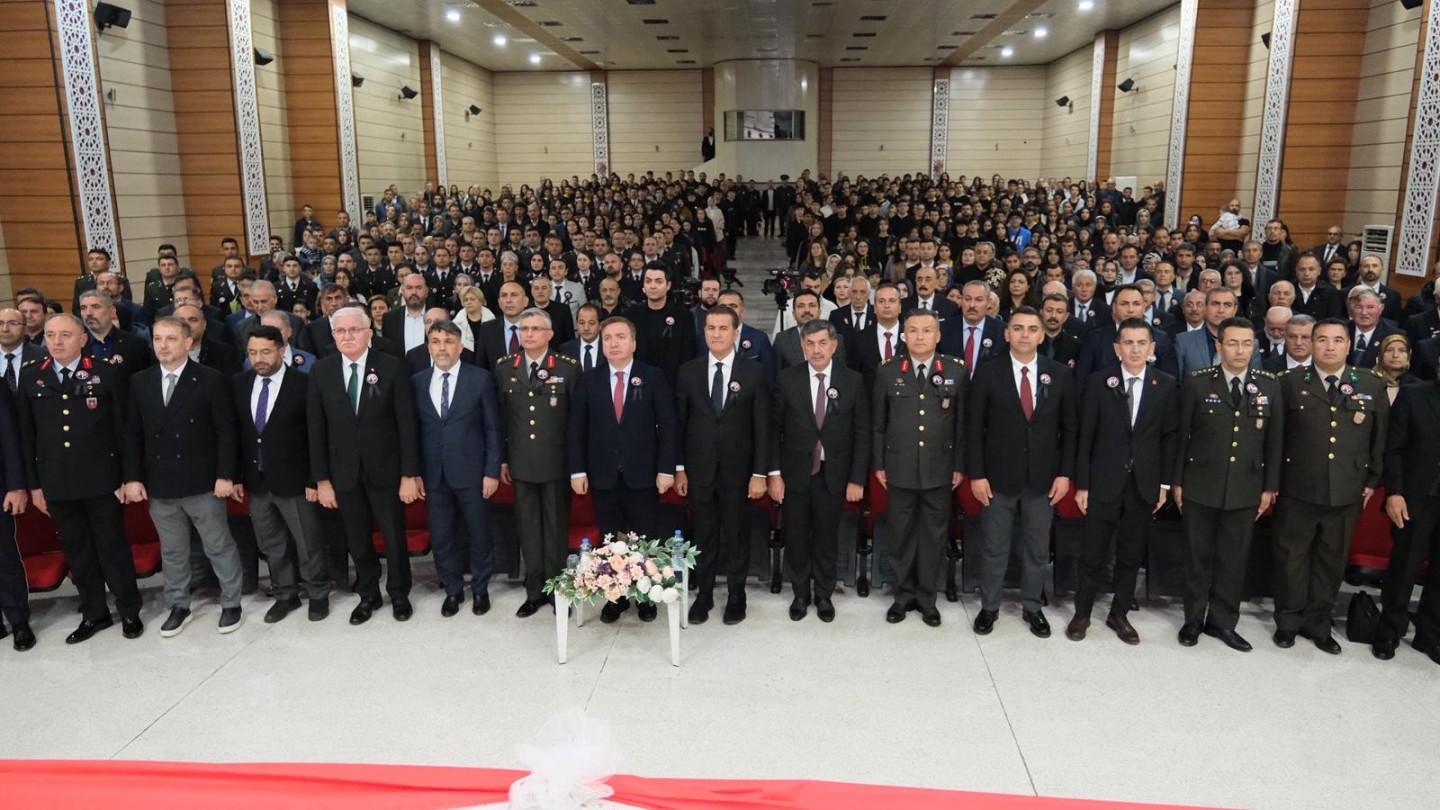 “Büyük Önder Mustafa Kemal Atatürk’ü” anma programı.