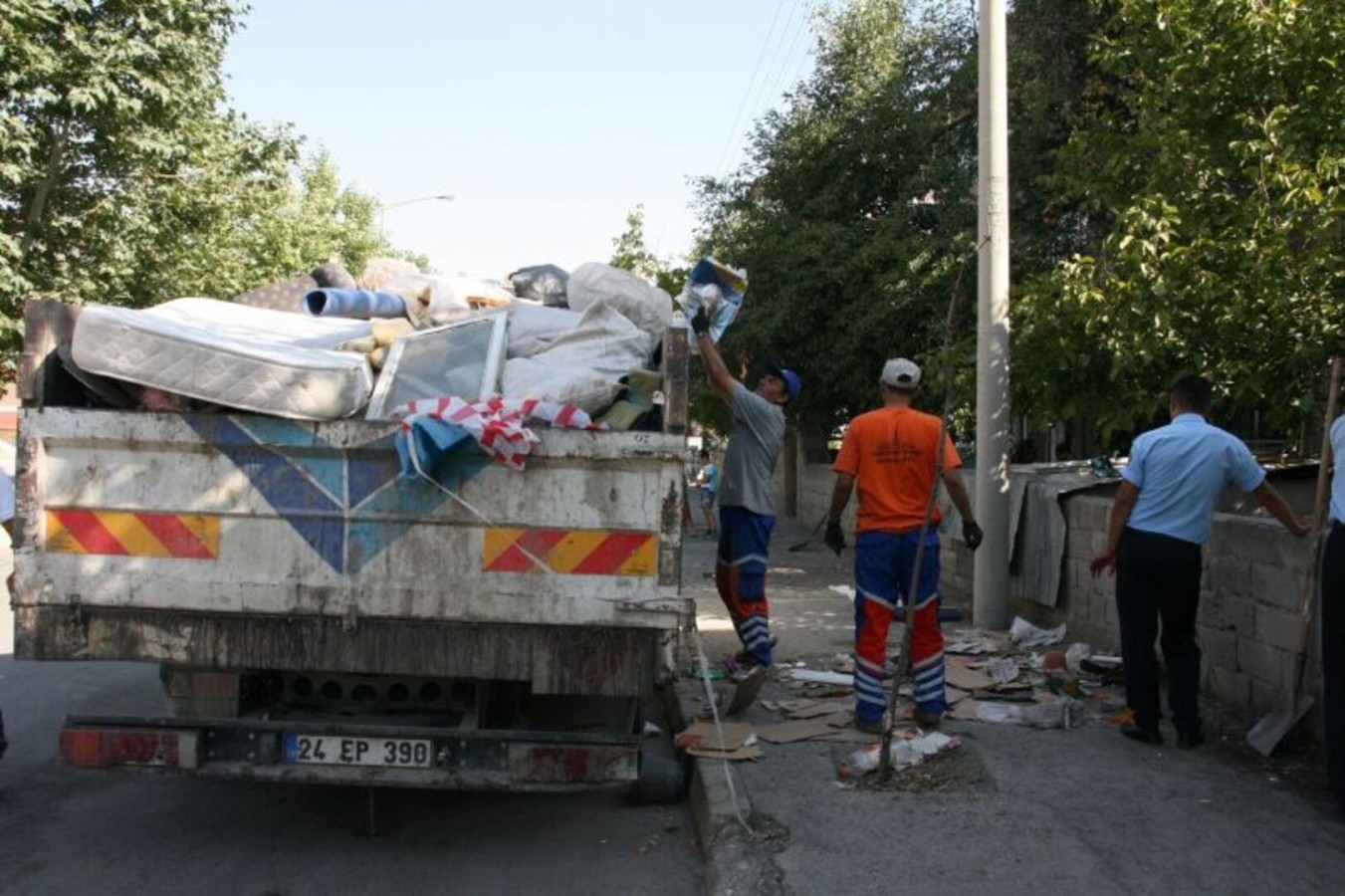 ÇÖP EVDE TEMİZLİK