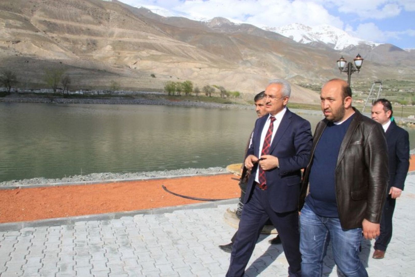 Ekşisu da Çalışmalar Deva Ediyor