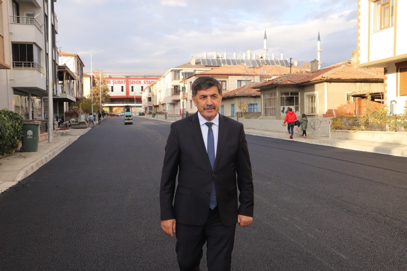 Belediye Başkanımız Sayın Bekir Aksun yapılan çalışmaları yerinde inceliyor.