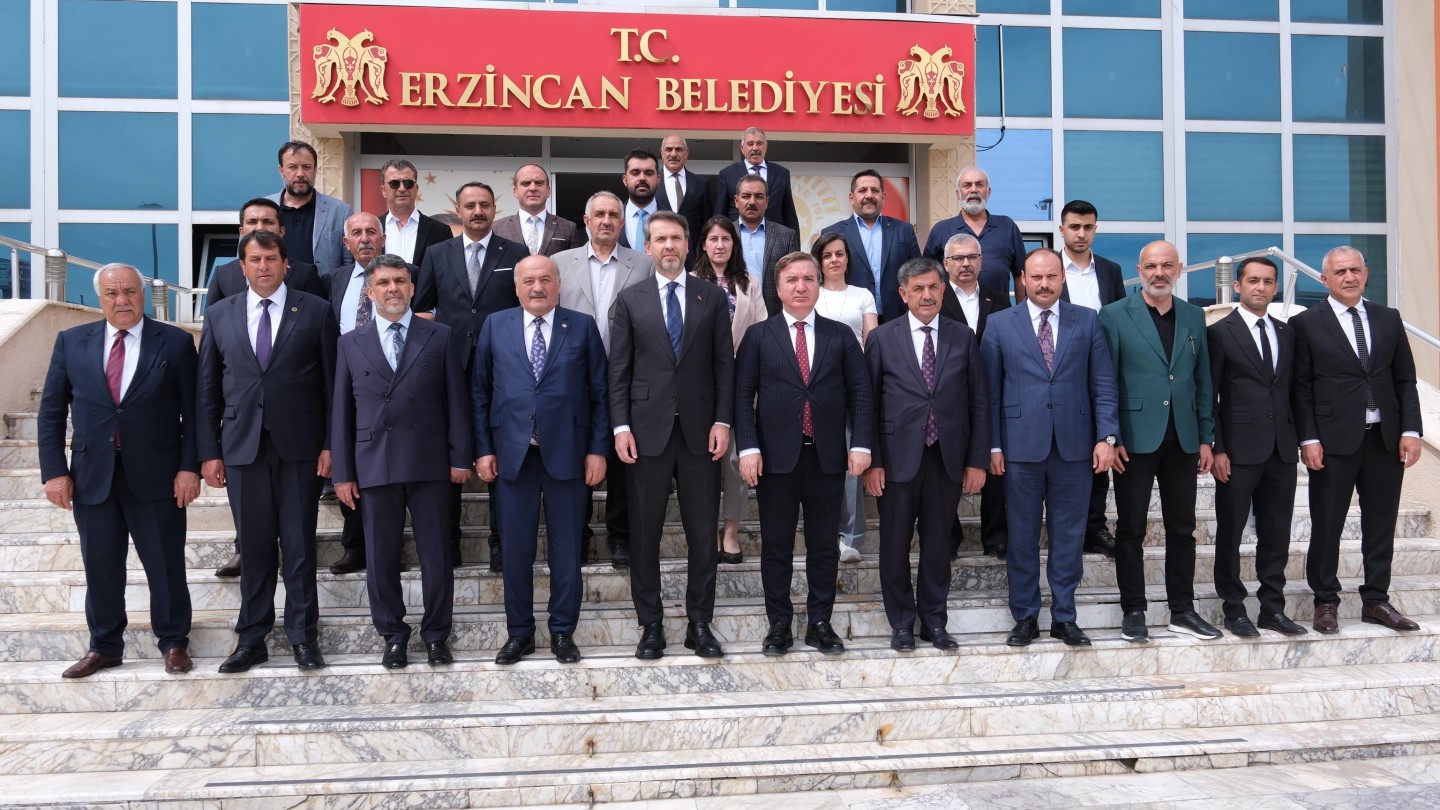 Enerji ve Tabii Kaynaklar Bakanı Sayın Alparslan Bayraktar’dan Erzincan Belediyesi’ne Ziyaret