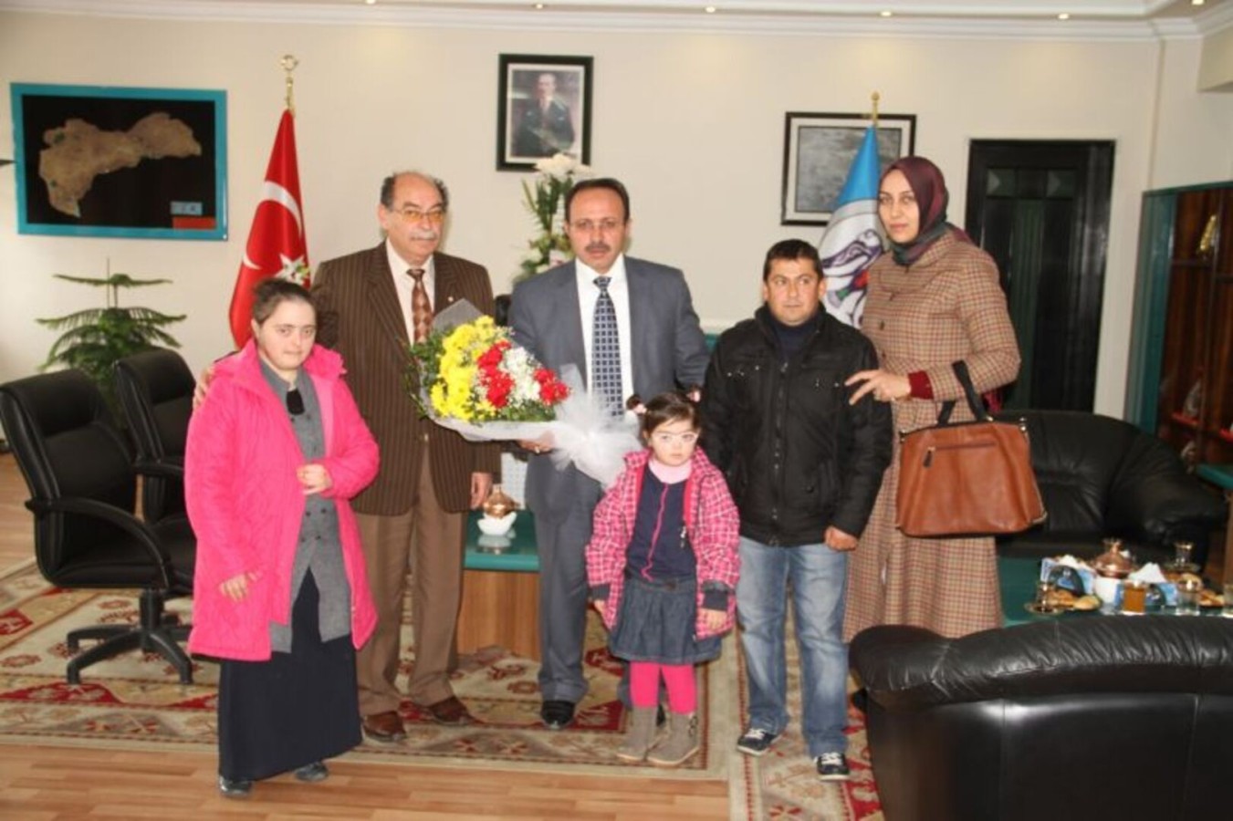 ENGELLİLERDEN BELEDİYEMİZE ZİYARET