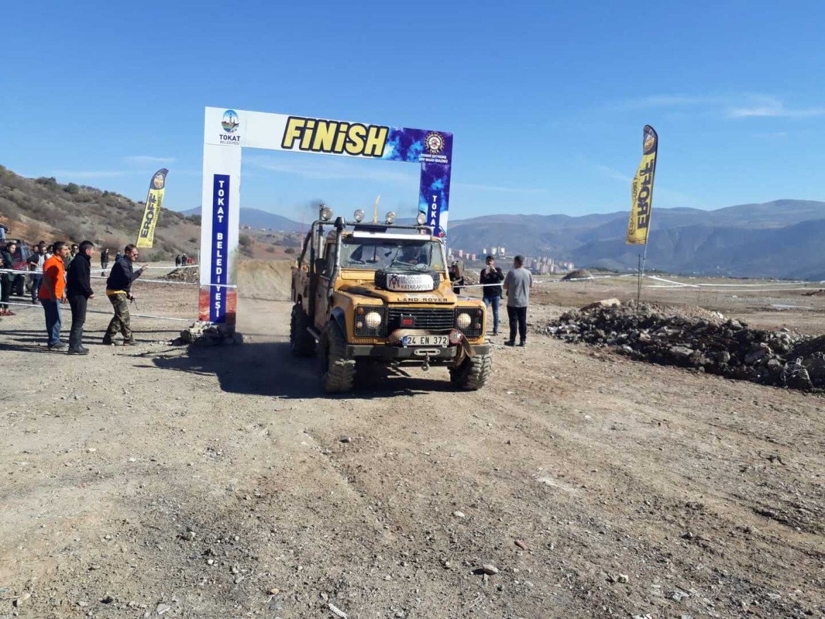 Erzincan 4X4 Off-Road Doğa Sporları Kulübü Tokat'da 