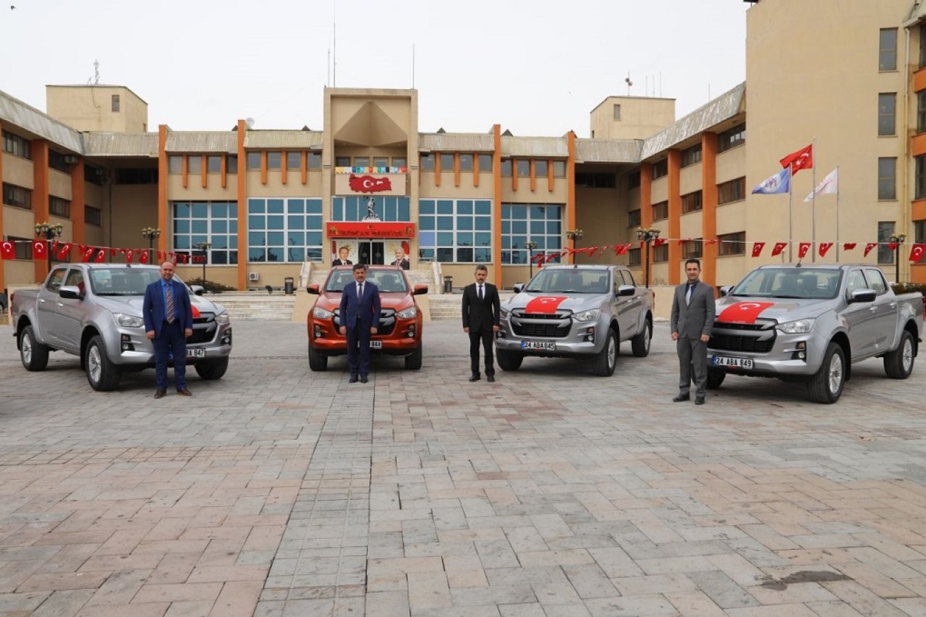 Erzincan Belediyesi araç parkını güçlendiriyor