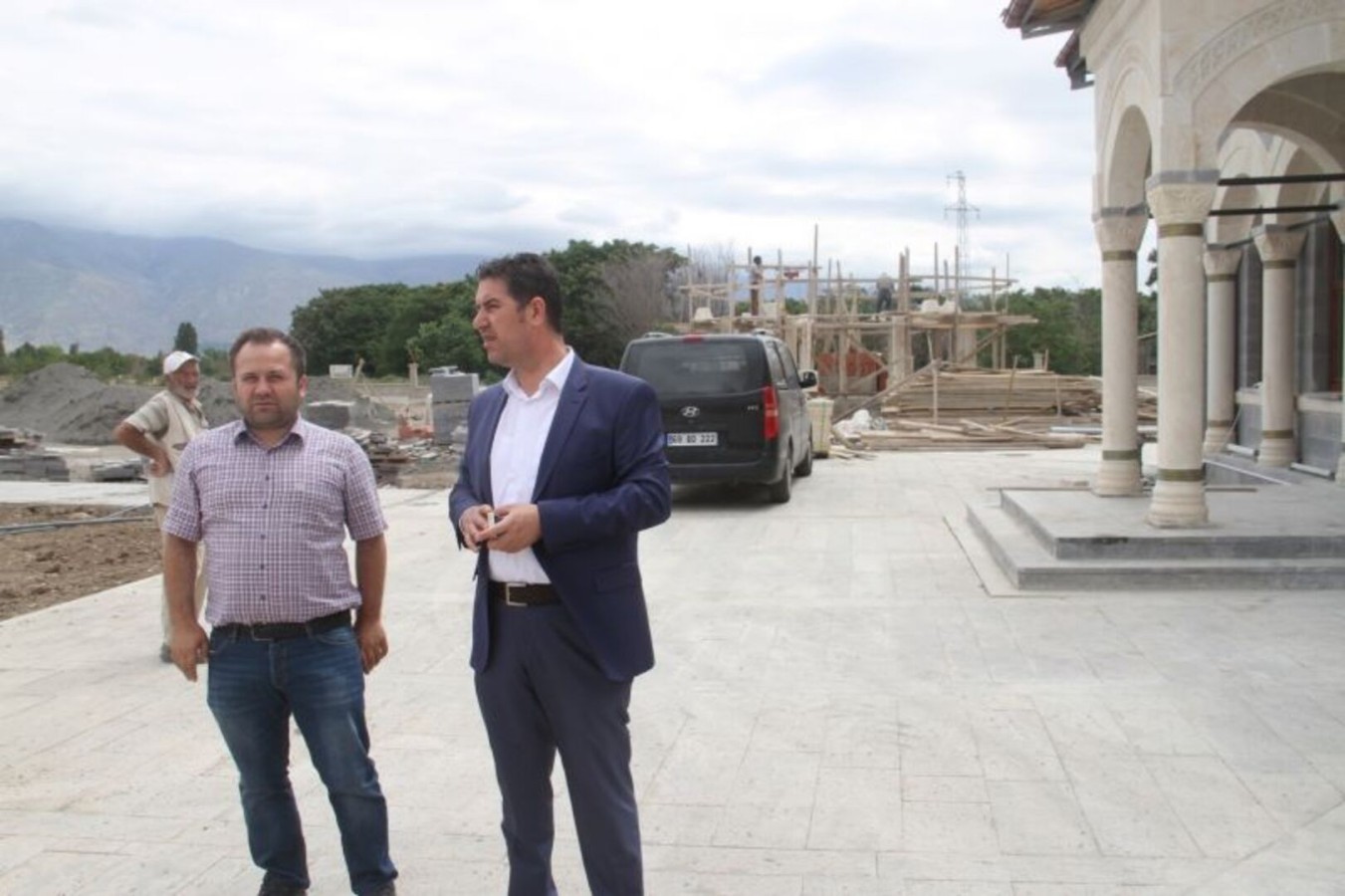 ERZİNCAN BELEDİYESİ ÇALIŞMALARINA ARALIKSIZ DEVAM EDİYOR
