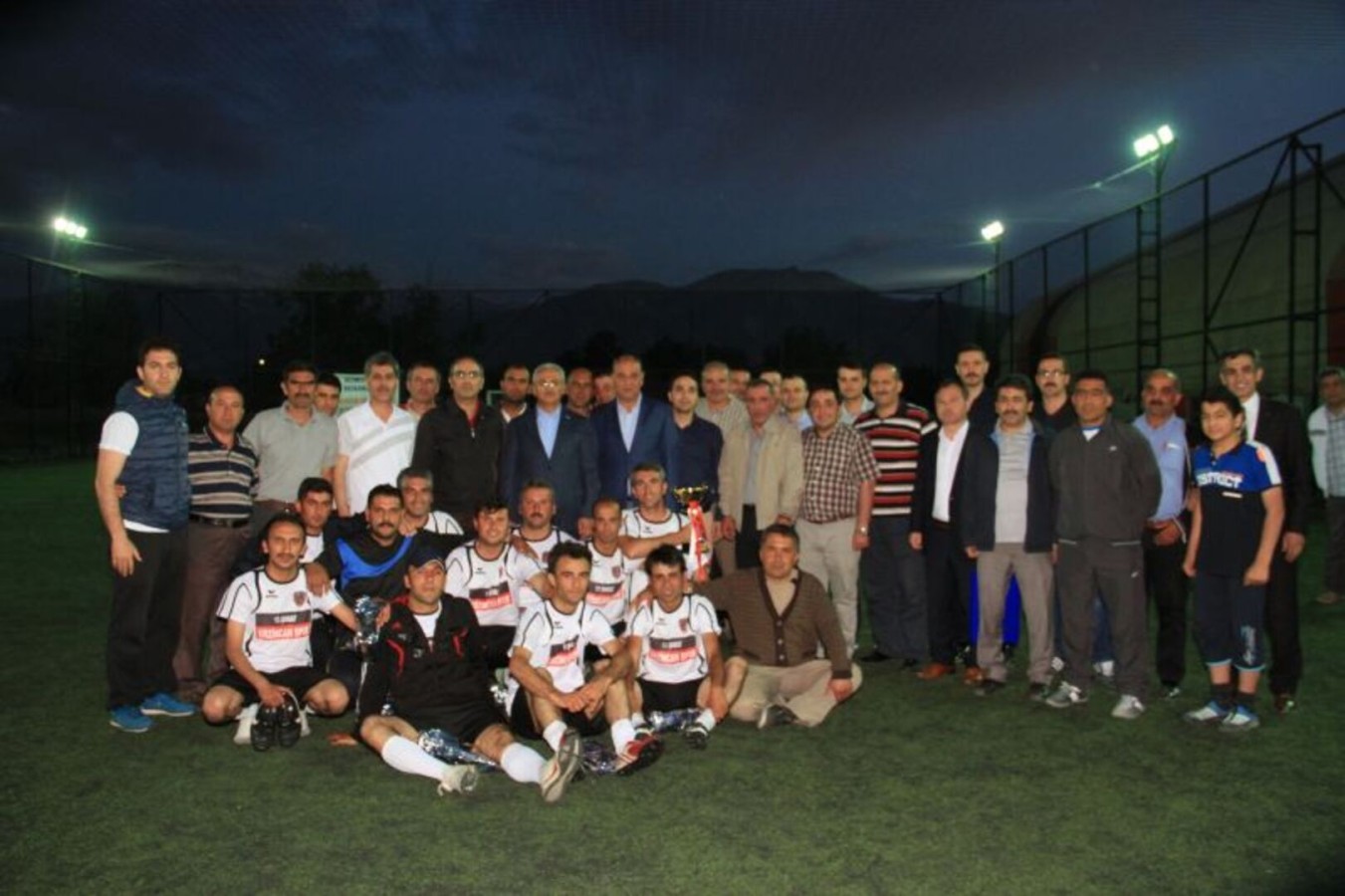 ERZİNCAN BELEDİYESİ HALI SAHA FUTBOL TURNUVASI SONA ERDİ