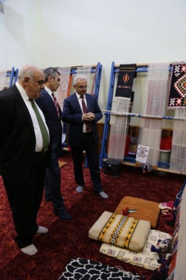 Erzincan Belediyesi Unutulmaya Yüz Tutmuş El Sanatlarını Yeniden Canlandırıyor