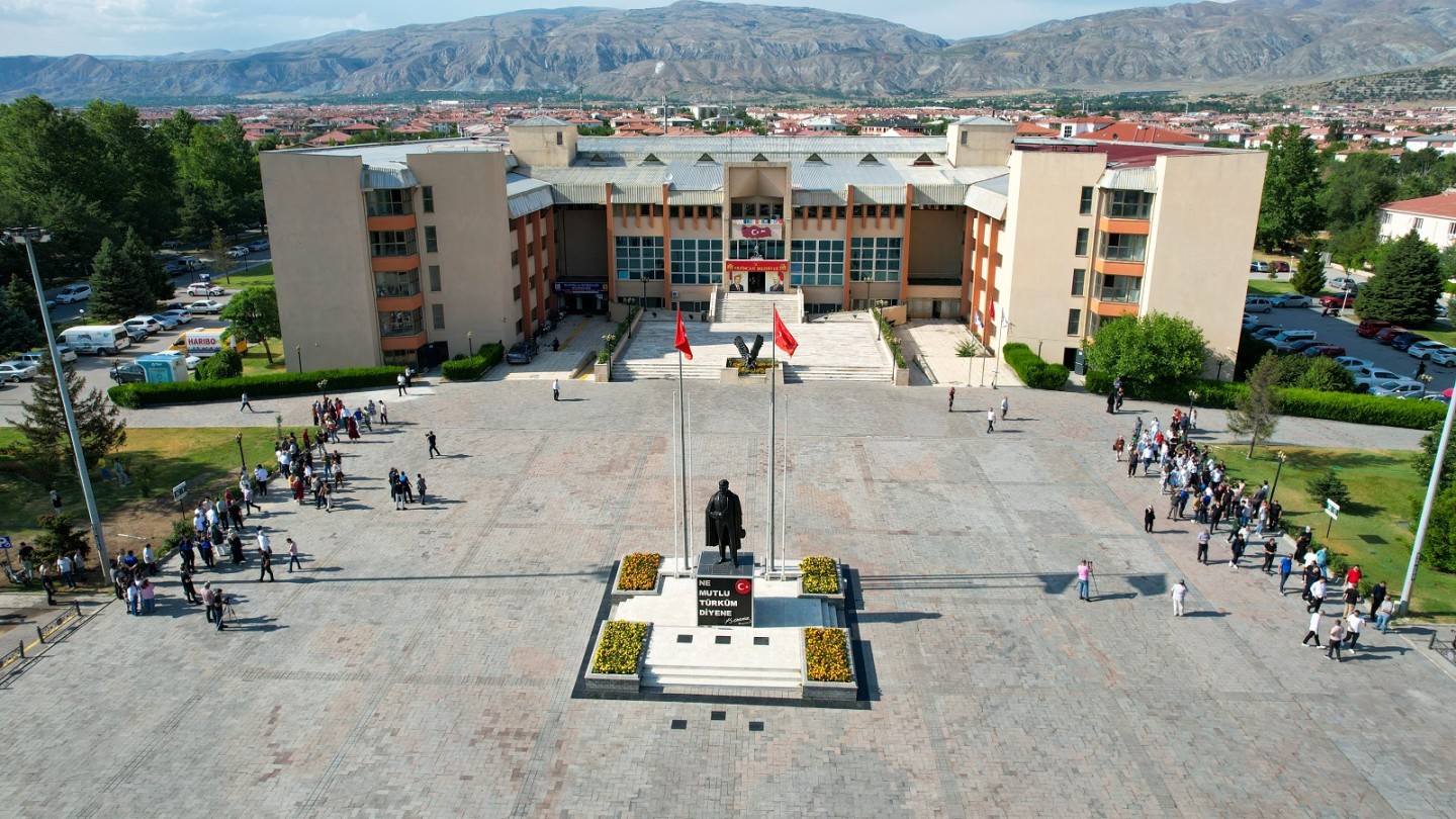 Erzincan Belediyesi’nde Yangın, Kurtarma ve Tahliye Tatbikatı Gerçekleştirildi