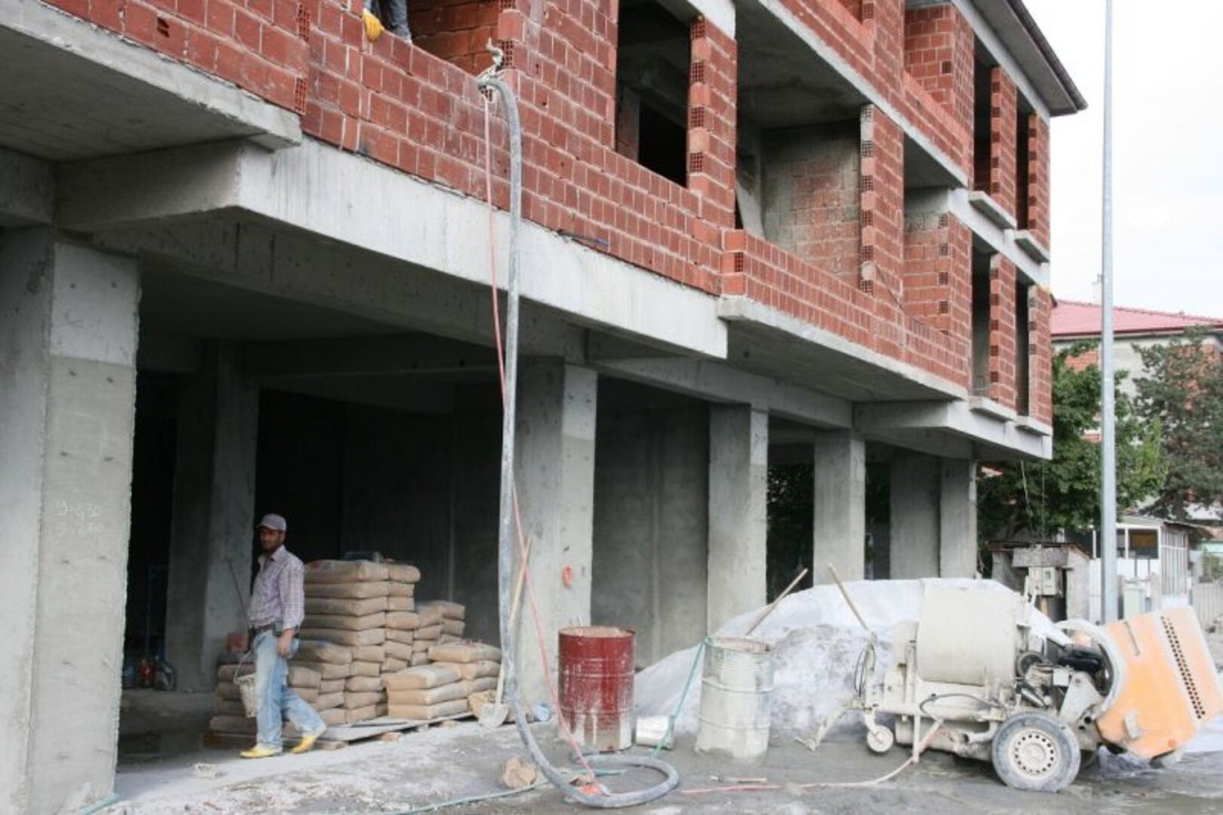 Erzincan Belediyesinden İnşaat Firmalarına Uyarı