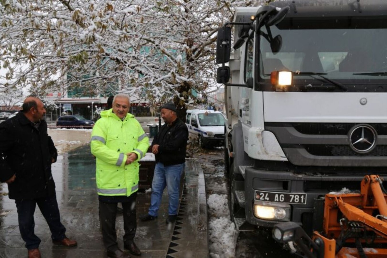 Erzincan Belediyesinden Kara Anında Müdahale