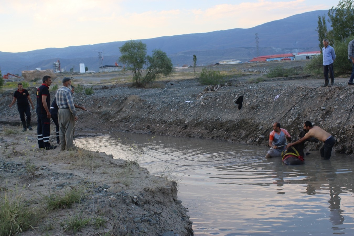 Erzincan İtfaiyesi 7/24 Hazır Kıta