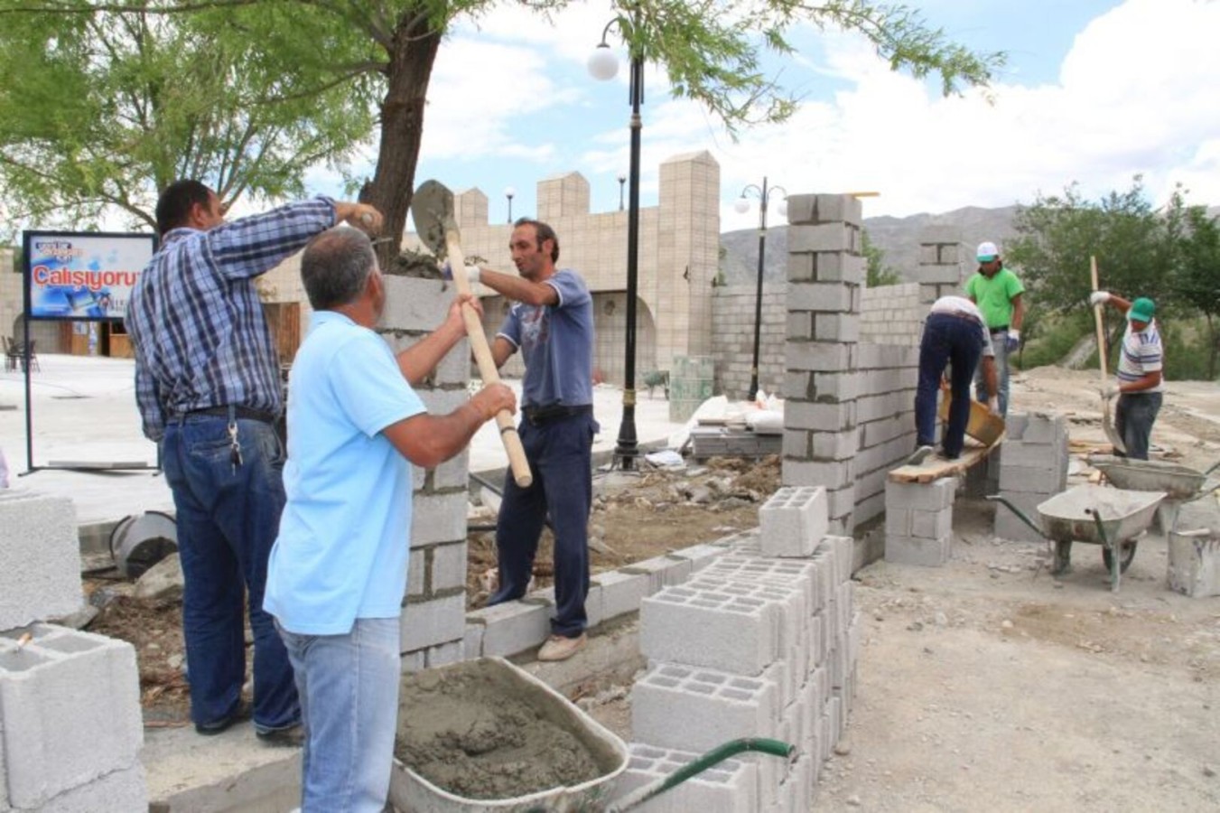 ESENTEPE YENİLENİYOR