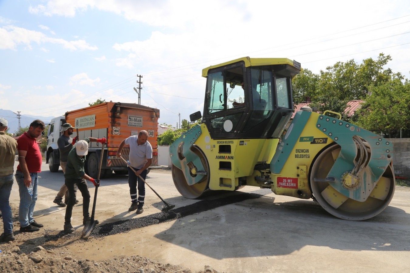 Fen İşleri Müdürlüğü ekipleri bakım onarım çalışmalarına devam ediyor