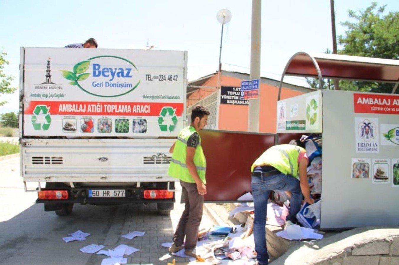 GERİ DÖNÜŞÜM KAMPANYASI DEVAM EDİYOR