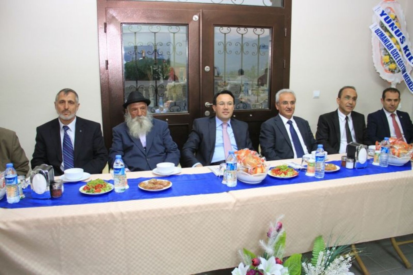 Gülbank Alevi Bektaşi Derneğinden İftar Yemeği