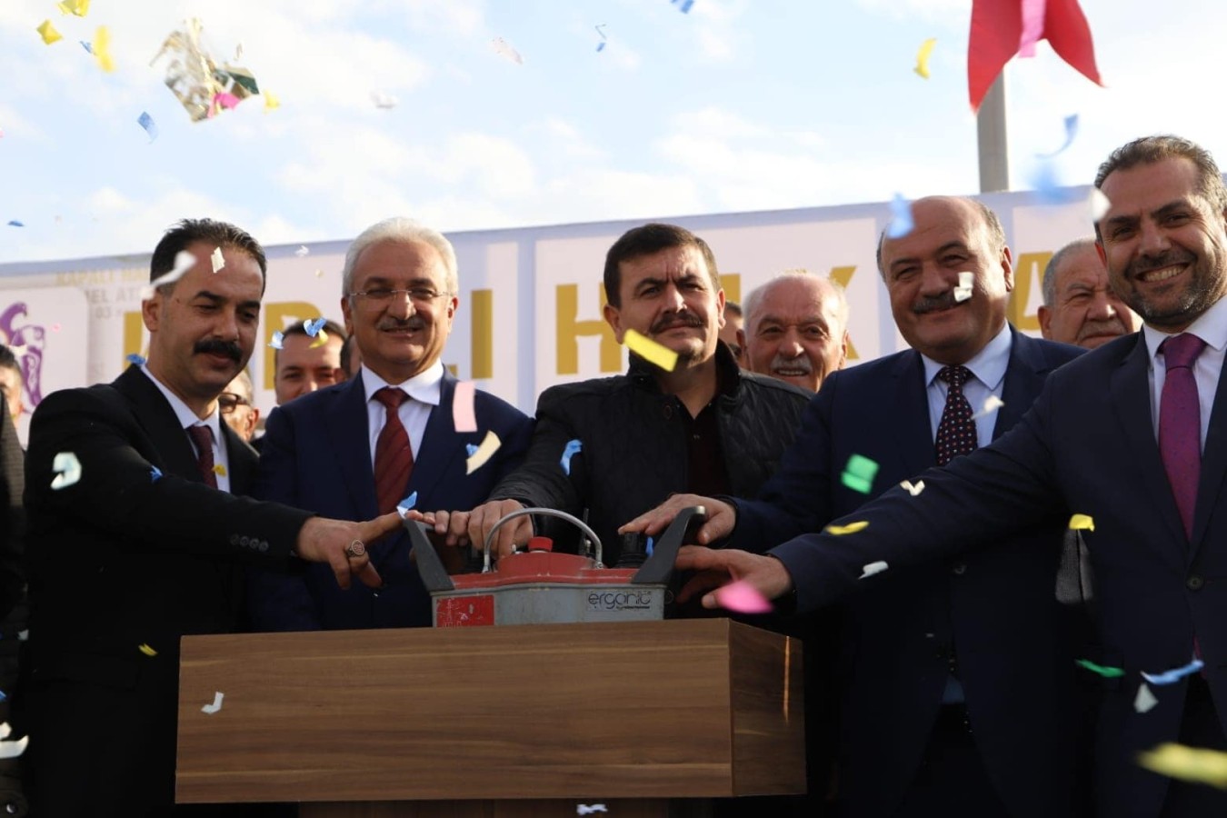 KAPALI HALK PAZARI ERZİNCAN’A HAYIRLI OLSUN  
