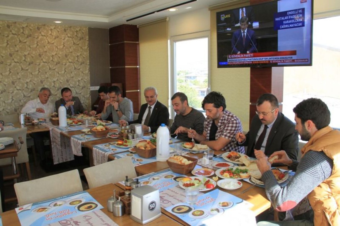 KUTLUĞ ATAMAN, BAŞKAN BAŞSOYLA BİR ARAYA GELDİ