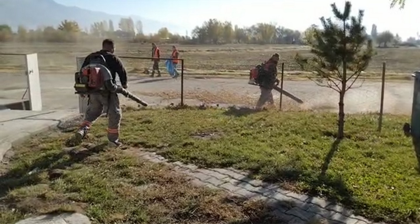 Mahallelerde genel temizlik çalışmalarımız devam ediyor