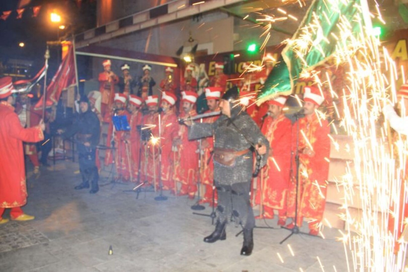 Mehtere Yoğun İlgi