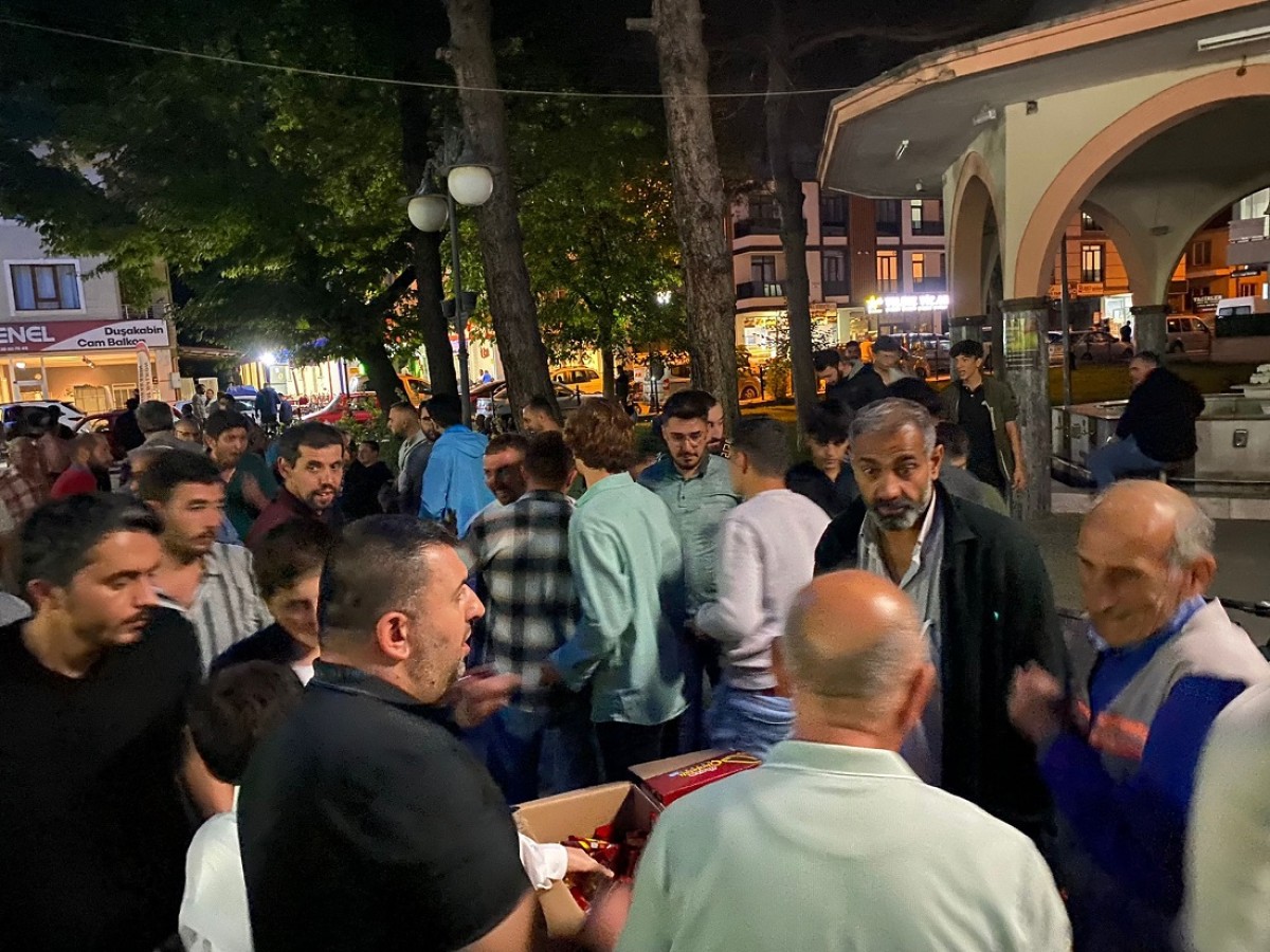 Mevlid Kandilimiz mübarek olsun.