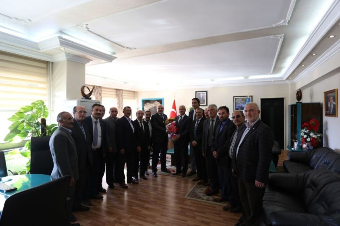 Muhtarlardan Başkan Başsoy\'a Ziyaret