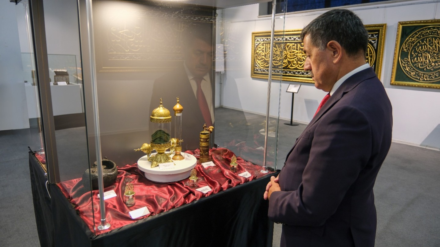 Mukaddes Emanetler Sergisi'nin açılışı yapıldı
