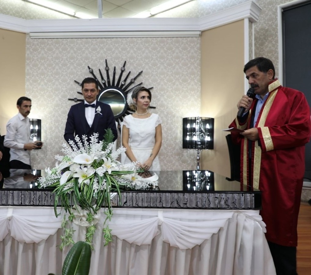 Nikah dairesi en yoğun dönemini yaşıyor