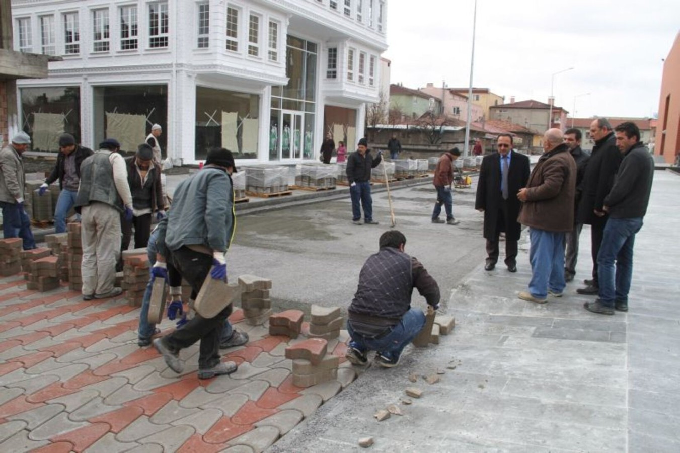 Olumsuz Hava Şartlarına Rağmen Çalışıyoruz
