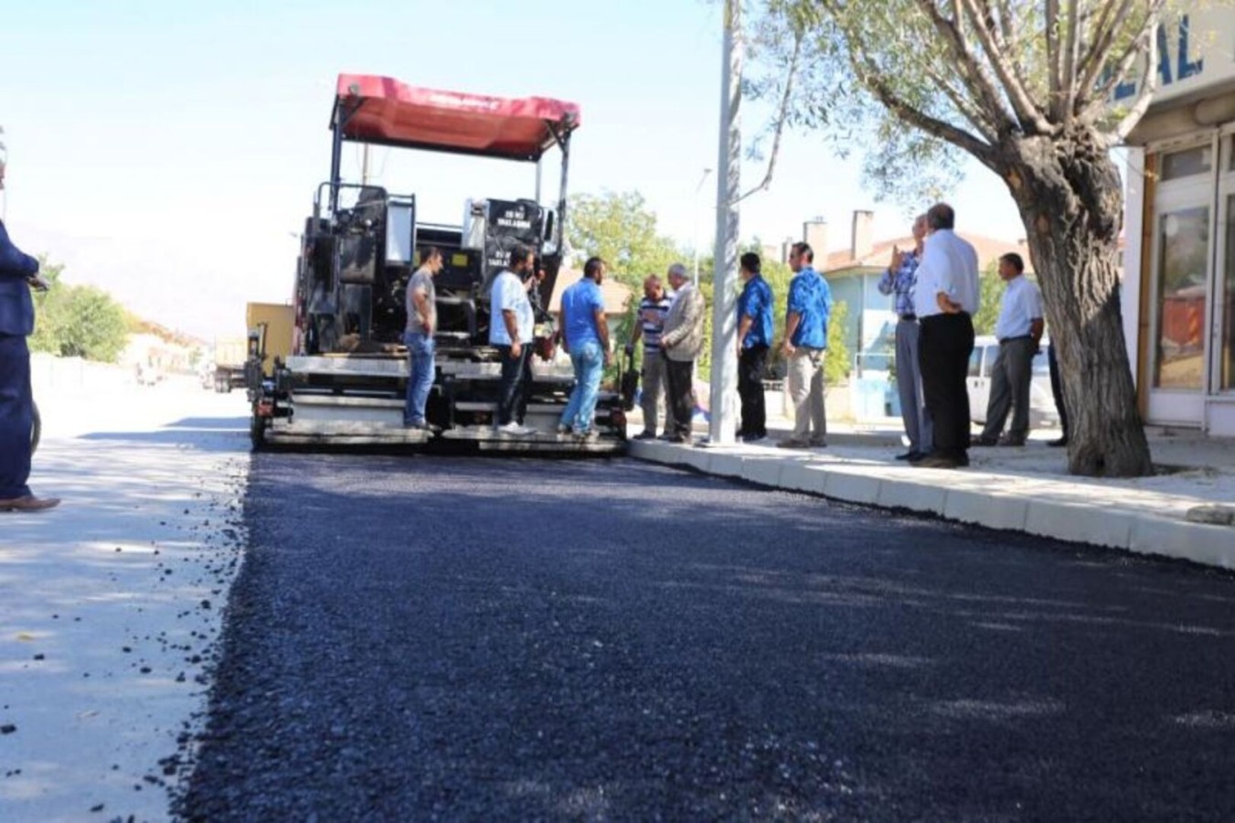 Osman Pelen Caddesinde Çalışmalar Devam Ediyor