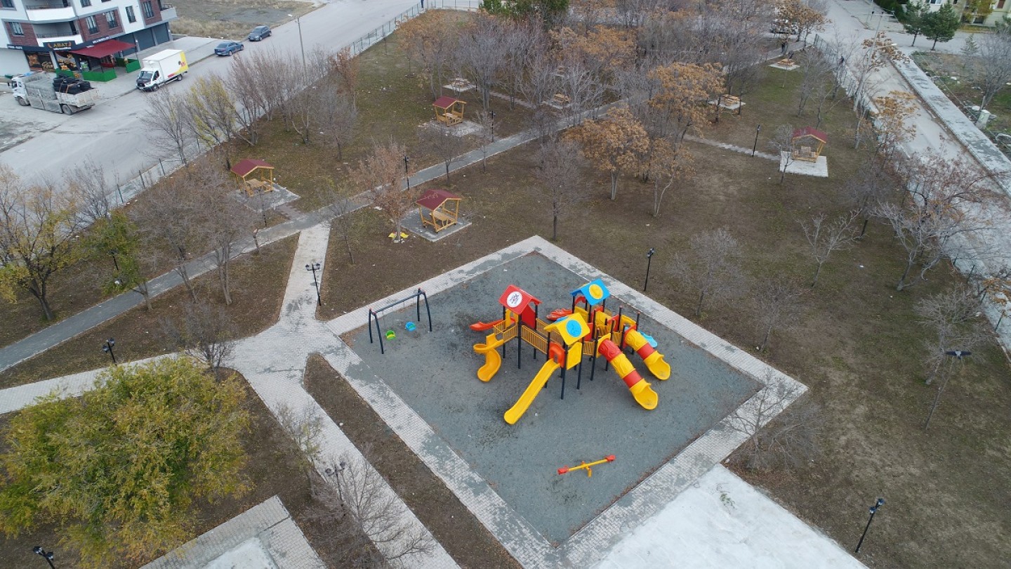 Park ve yaşam alanlarını arttırmak için tüm birimlerimiz ile çalışıyoruz