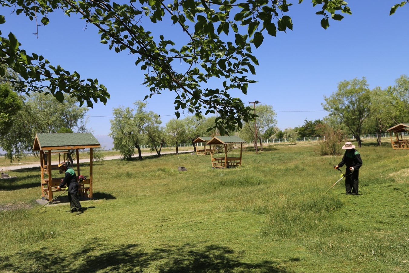 Park ve yeşil alanlarda bakım onarım çalışmaları