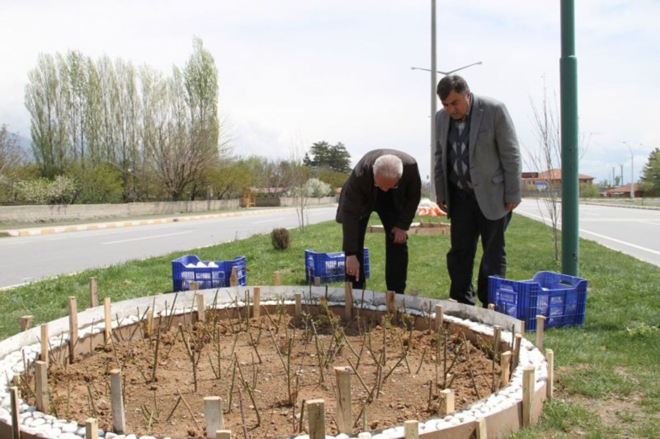 REFÜJLER ÇİÇEK AÇTI