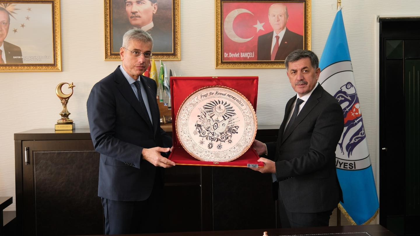 Sağlık Bakanı Sayın Kemal Memişoğlu Erzincan Belediyesi’ne ziyarette bulundu