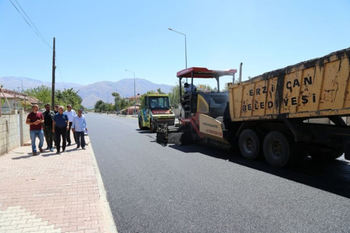 Şehit Albay Faruk Sungur caddesindeki Çalışmalar Tamamlanmak Üzere